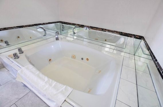 Brass Bell Motel & Restaurant (Oyo Hotel) - From Website (newer photo)